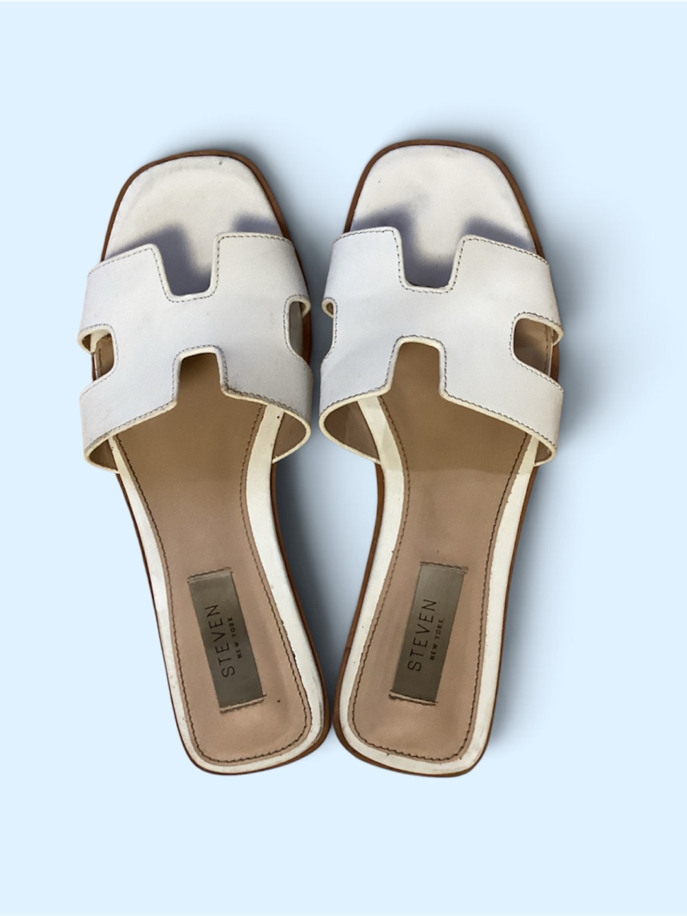 Steve Madden Leather Haydn Slip on sandals, white, size 6